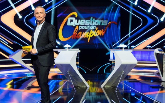 SAMUEL ETIENNE SUR LE PLATEAU DE  “QUESTIONS POUR UN CHAMPION”